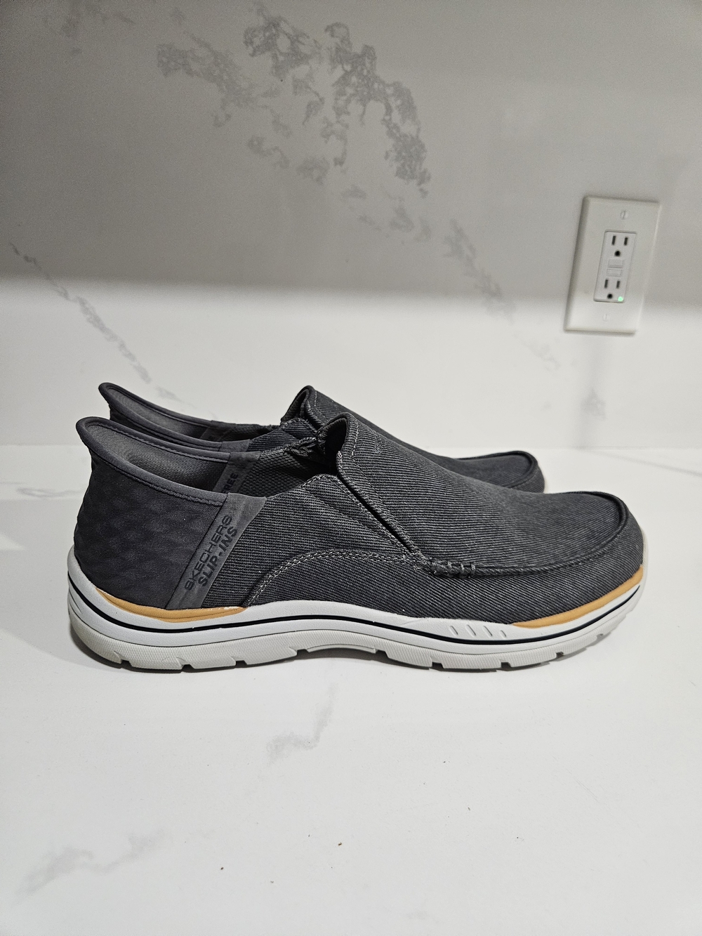 Skechers Hands Free Slip-Ins: Remaxed Fenick Mens Casual Slip-On Shoes Size 10.5